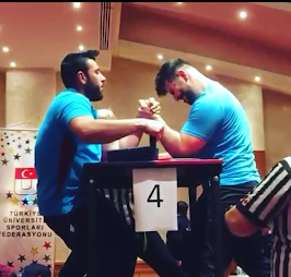Antalya da yapılan Üniversiteler arası Bilek Güreşi Şampiyonası