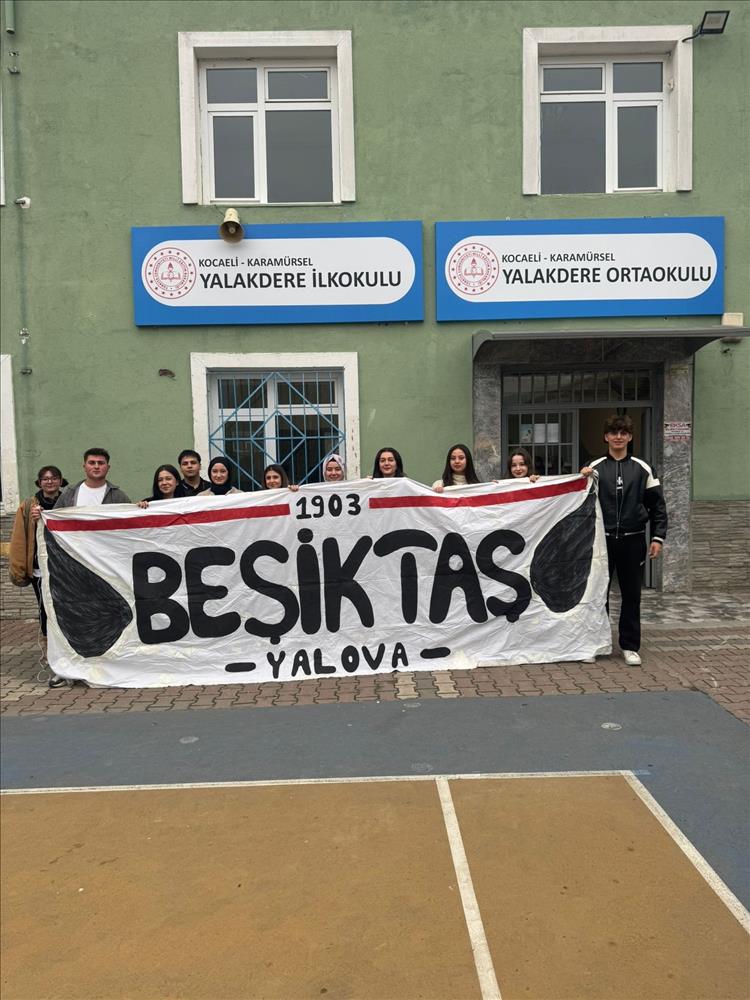 Beşiktaşlılar Öğrenci Kulübümüzden "Aydınlık Bir Gelecek İçin” Projesiyle Yalakdere İlkokulu’na Kütüphane Desteği